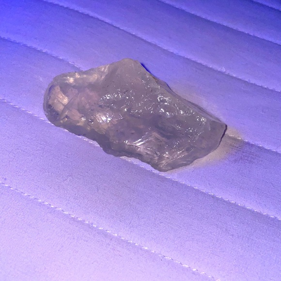 Crystals clear quartz, and tigers eye - Picture 3 of 4